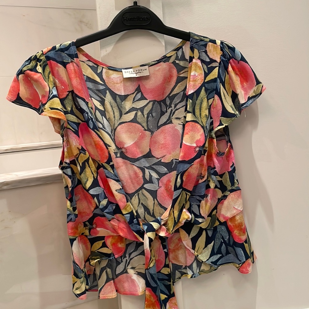 Dress Forum floral crop top